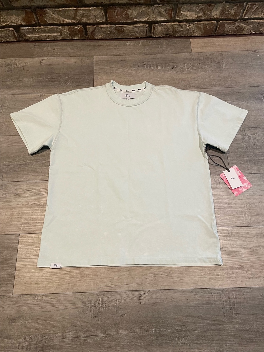 Men’s boxy fit tee cotton  really nice